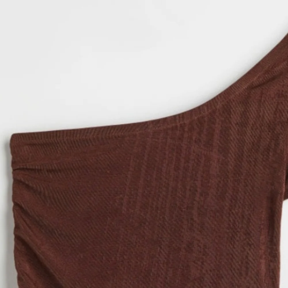 H&M Brown One-Shoulder Crop Top - Picture 2 of 2